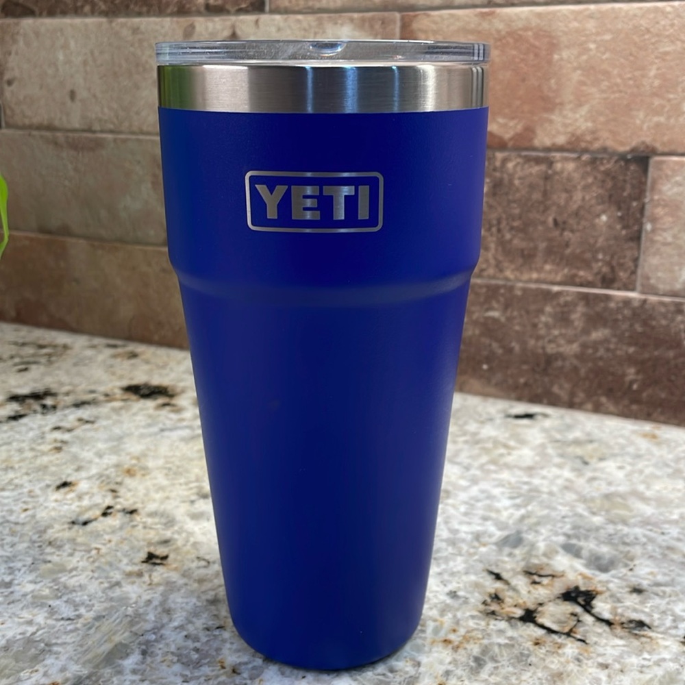 "Rare” Offshore Blue Yeti 30 oz Stackable Rambler stainless steel cup with lid